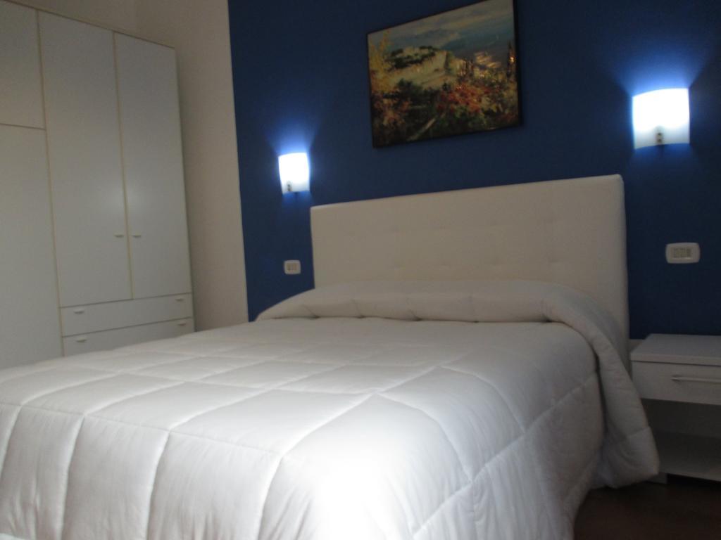 Palinuro Casa Vacanze "Donna Antonia" מראה חיצוני תמונה