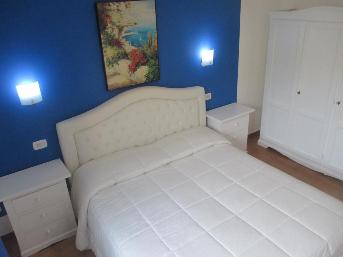 Palinuro Casa Vacanze "Donna Antonia" מראה חיצוני תמונה