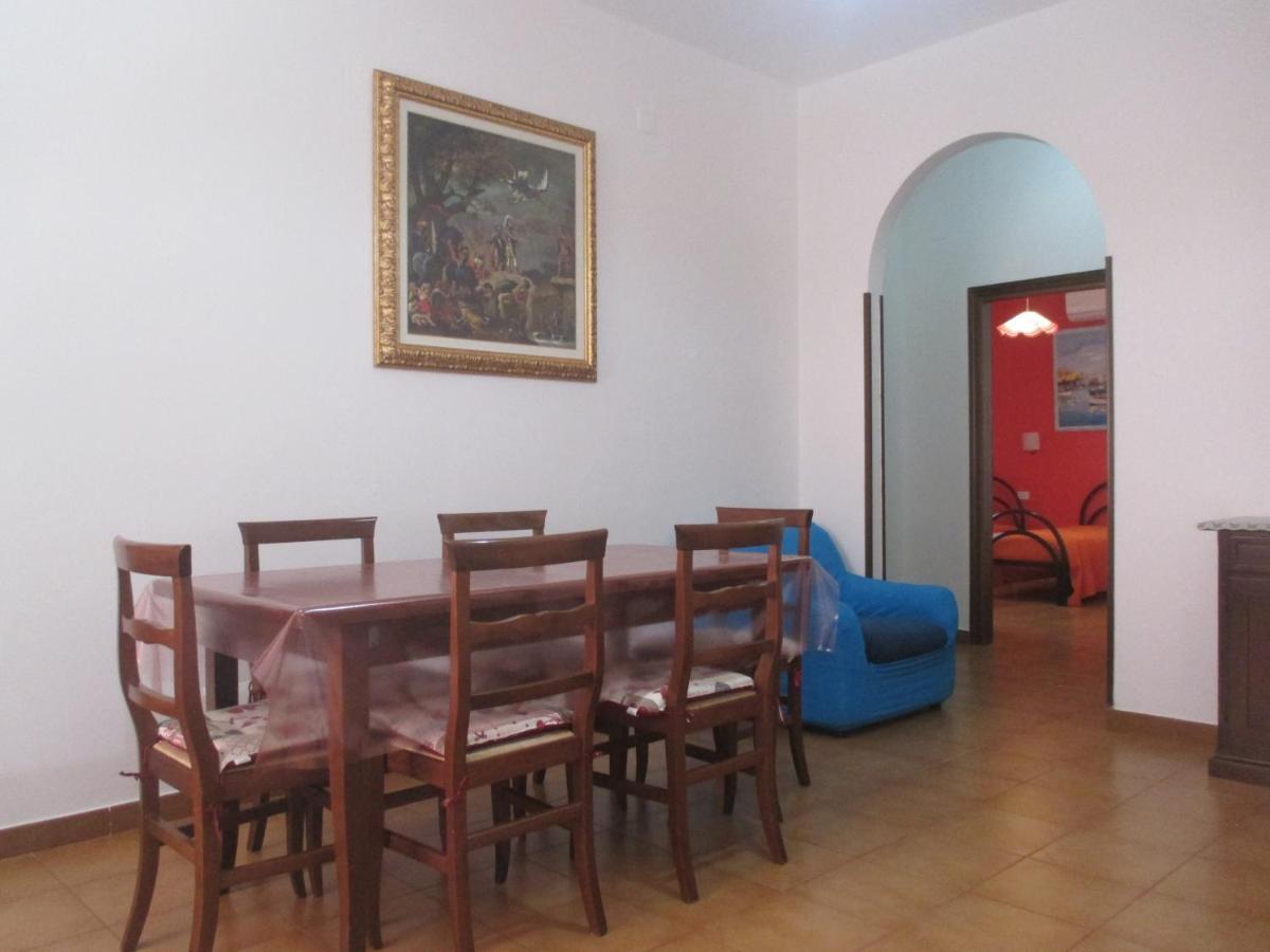 Palinuro Casa Vacanze "Donna Antonia" מראה חיצוני תמונה